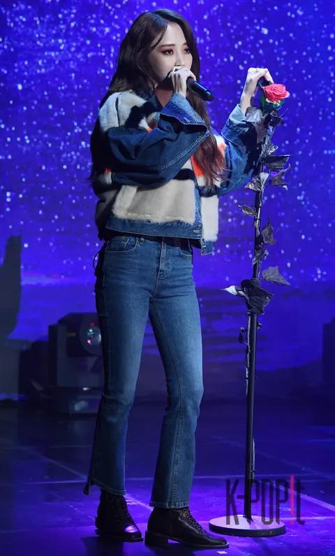 MAMAMOO, Moonbyul — MAMAMOO Showcase