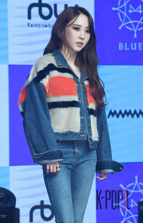 MAMAMOO, Moonbyul — MAMAMOO Showcase