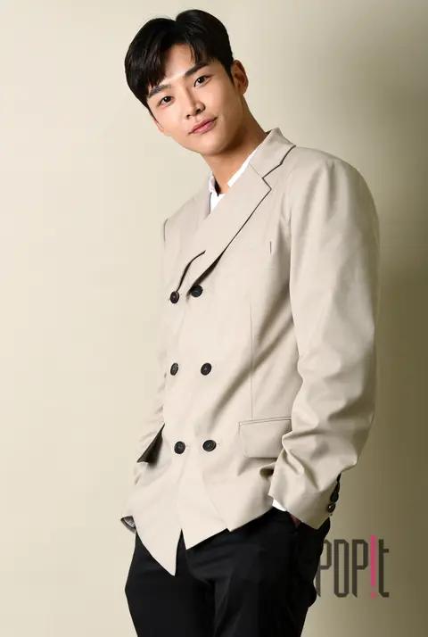 SF9, Rowoon — Interview