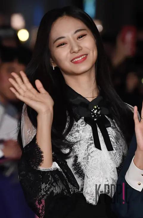 TWICE, Tzuyu (TWICE) — TWICELAND Press Screening, Red Carpet
