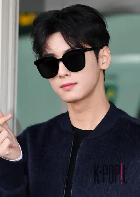 ASTRO, Cha Eun-woo — Airport
