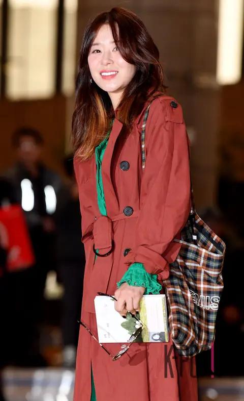 Choi Gang-hee 4 — Airport