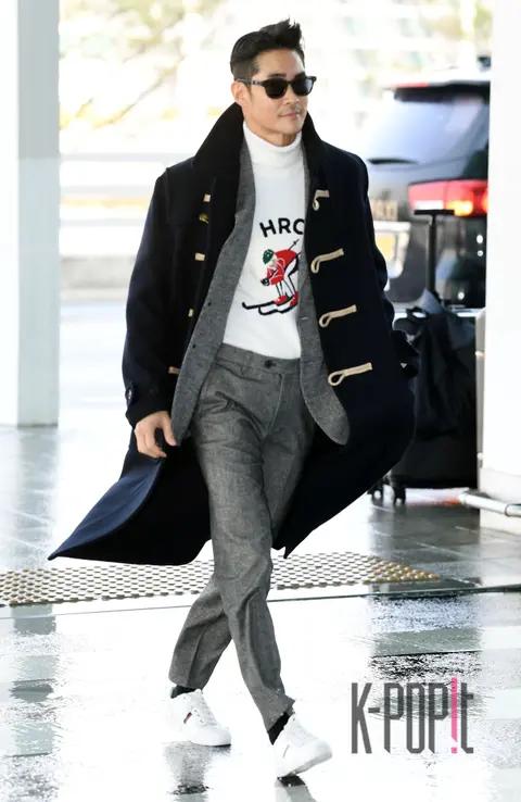 Bae Jung-nam — Airport
