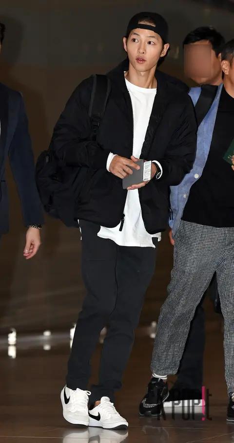 Song Joong-ki — Airport