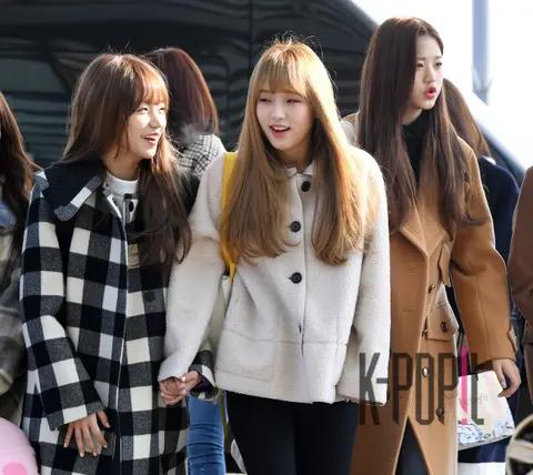 IZ*ONE, Jang Won-young, Choi Ye-na, Jo Yu-ri — Airport