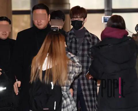 Lee Jong-suk — Airport