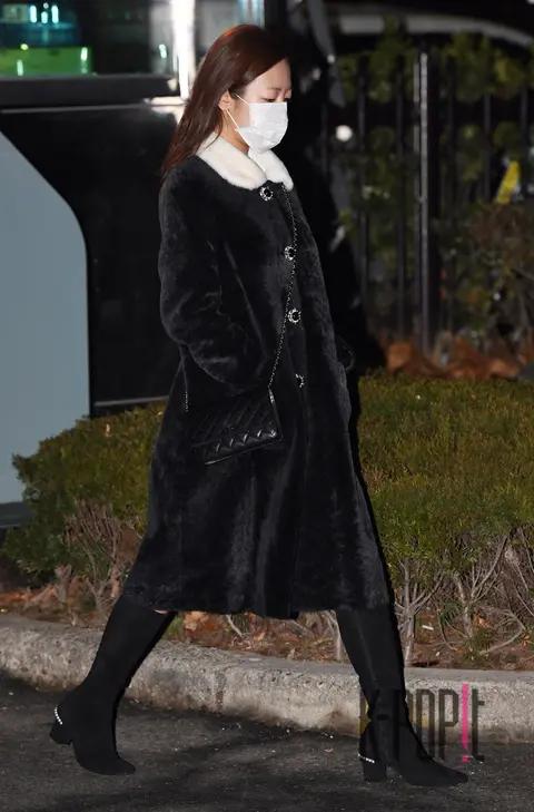 Apink, Kim Nam-joo — Music Bank Arrival