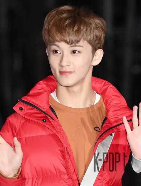 NCT 127, Mark — Music Bank Arrival