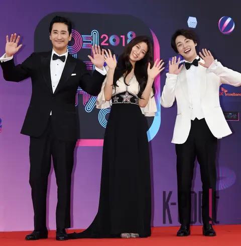 Shin Hyun-joon, Seolhyun (AOA), Yoon Si-yun — KBS Entertainment Awards