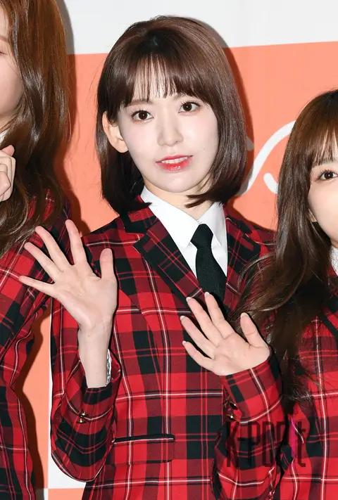 IZ*ONE, Miyawaki Sakura — School Looks North Korean Youth School Uniform Sponsorship Event