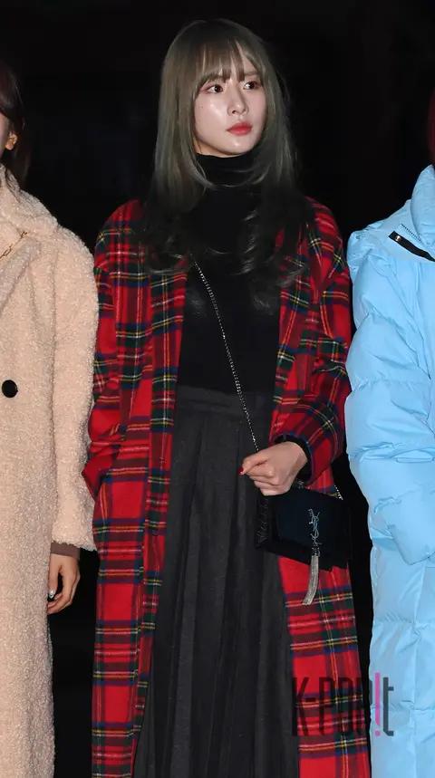 WJSN, Seul-a — Music Bank Arrival