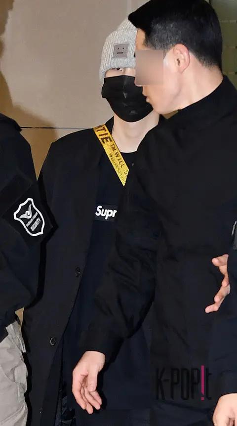 BTS, SUGA (BTS) — Airport