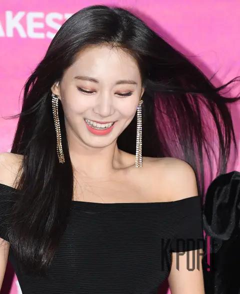 TWICE, Tzuyu (TWICE) — 28th High1 Seoul Music Awards