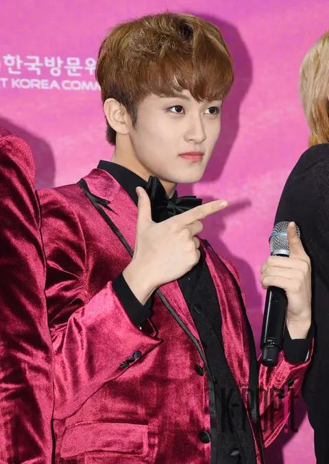 NCT 127, Mark — 28th High1 Seoul Music Awards