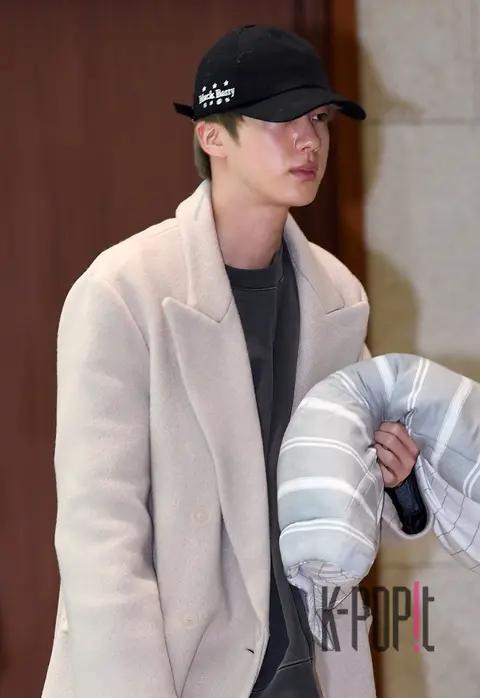 BTS, Jin 1 — Airport