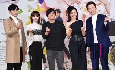Group Photo 1 — Spring, Spring Production Briefing — 2019-01-23