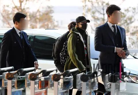 ShyTi, Taemin — Airport