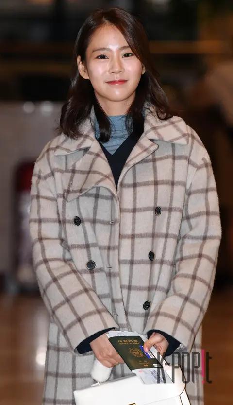 Han Seung-yeon 2 — Airport