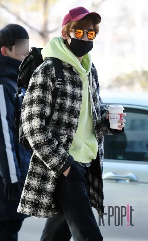 Nichkhun — Airport