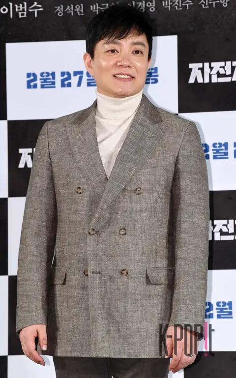 Lee Beom-soo — The Bicycle King Eom Bok-dong Support Showcase
