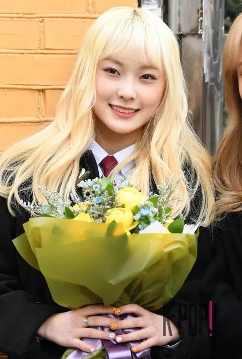 Dream Note, LaRa — Graduation