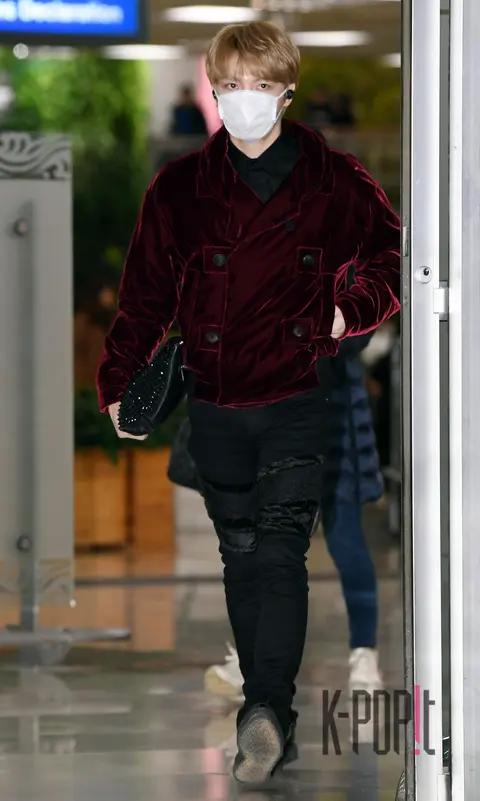 Kim Jae-joong — Airport