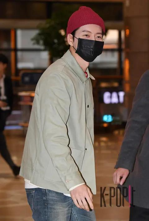Park Hae-jin — Airport