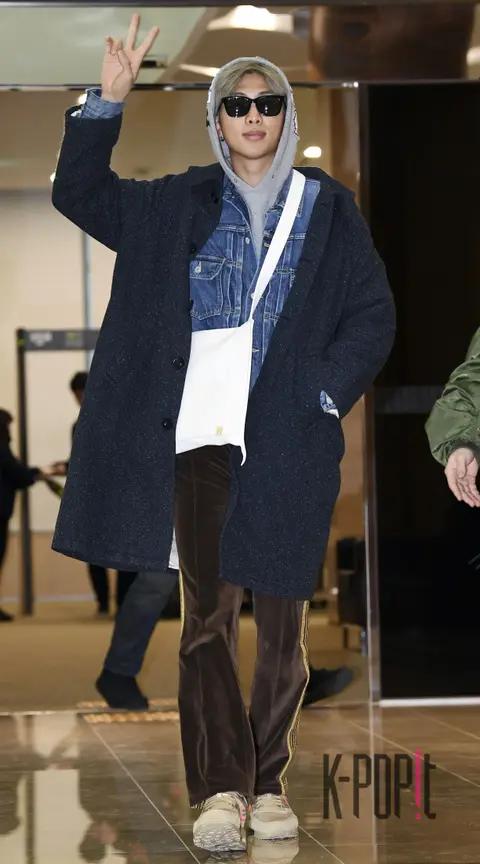 BTS, RM — Airport