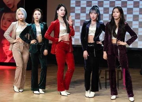 Wannabe — Wanna.B Showcase