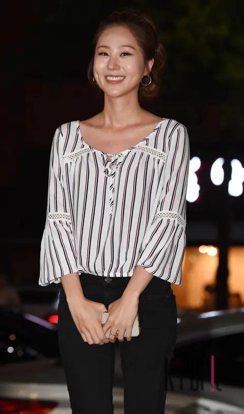 Shin Eun-jung — Her Private Life Wrap Party