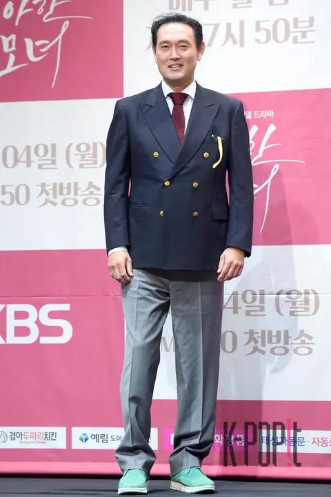Kim Myung-soo — Elegant Mother and Daughter Production Briefing