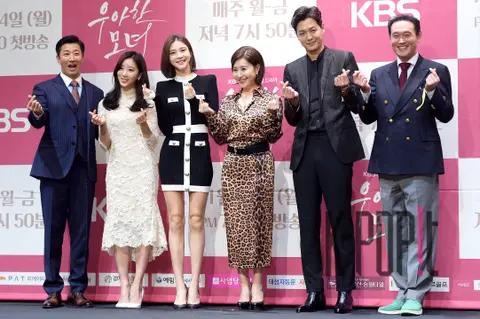 Group Photo 2 — Elegant Mother and Daughter Production Briefing