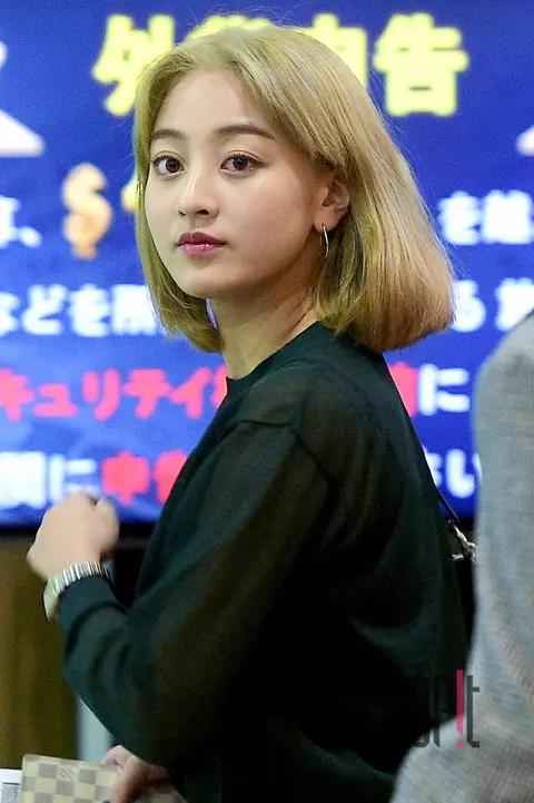 TWICE, Jiyho (MISS A) — Airport