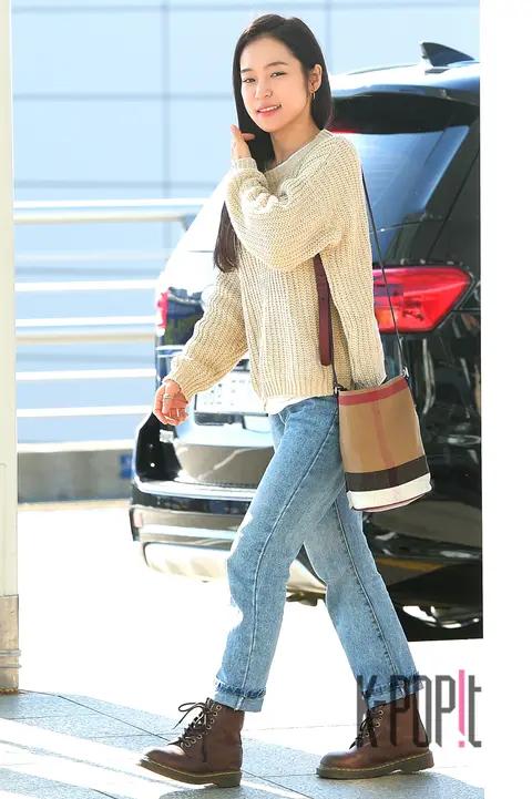 Miss Trot, Hongja 2 — Airport