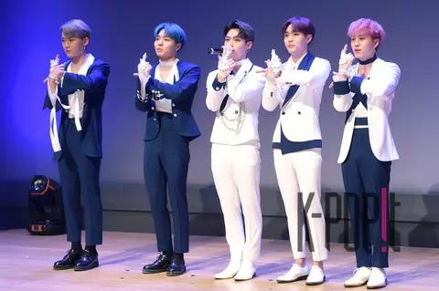 SEVEN O'CLOCK — Seven O'Clock Showcase