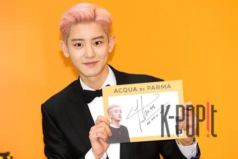 Chan-yeol 1 — Chanyeol Fan Signing