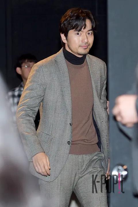 Lee Jin-wook — Heating Underwear Donation Ceremony