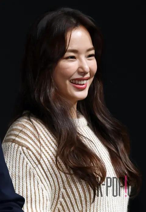 Lee Ha-nui — Black Money Stage Greeting