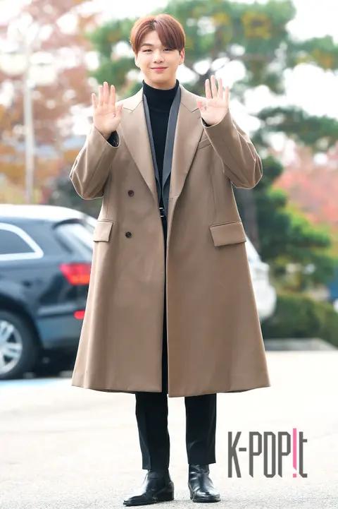 Kang Daniel 8 — Happy Together 4 Arrival