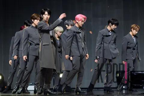 Group Photo 4 — Golden Child Showcase