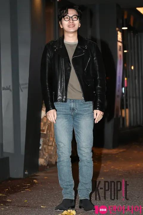Lee Dong-hwi — Camellia Blooms Wrap Party