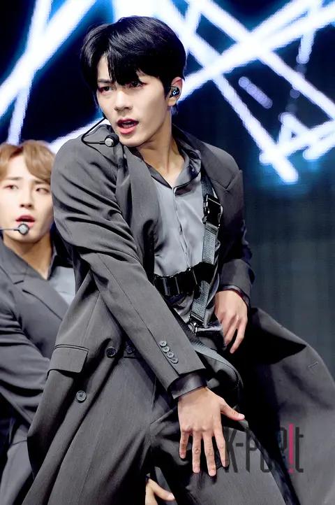 Golden Child, Choi Bo-min — Golden Child Showcase