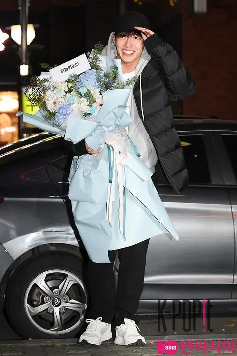 Kang Ha-neul — Camellia Blooms Wrap Party