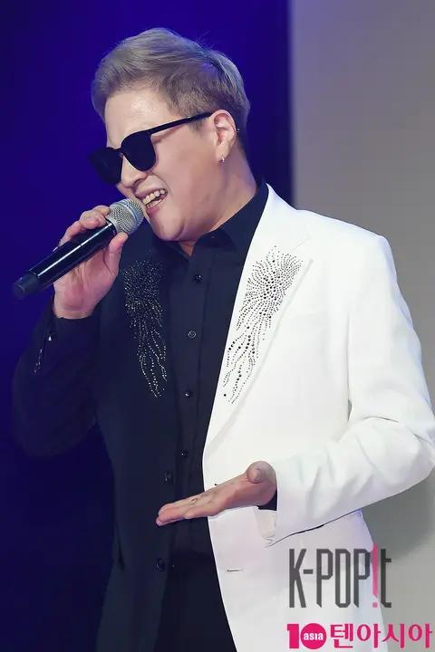 Can, Lee Jong-won 2 — CAN Showcase