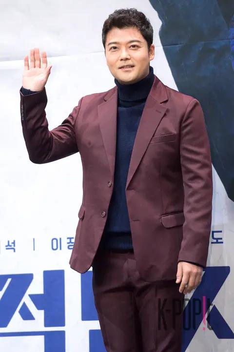 Jeon Hyun-moo — Problematic Men Production Briefing