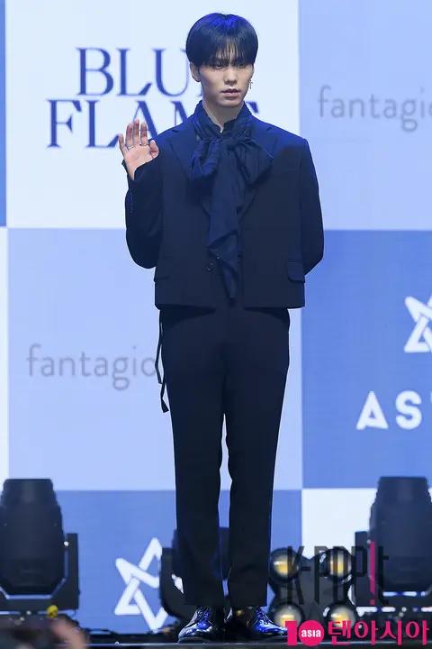 ASTRO, Raki — ASTRO Showcase