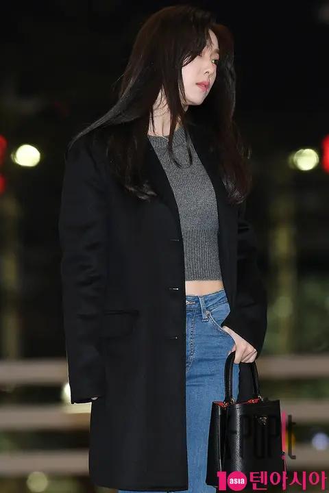 Red Velvet, Irene — Airport