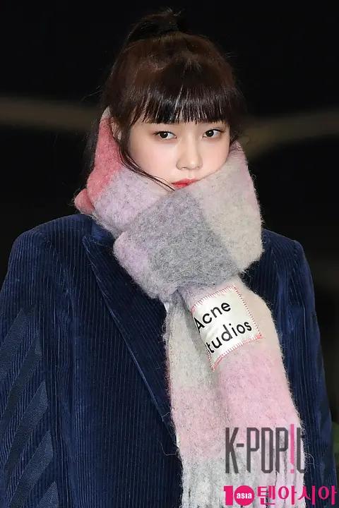 Red Velvet, Joy 1 — Airport
