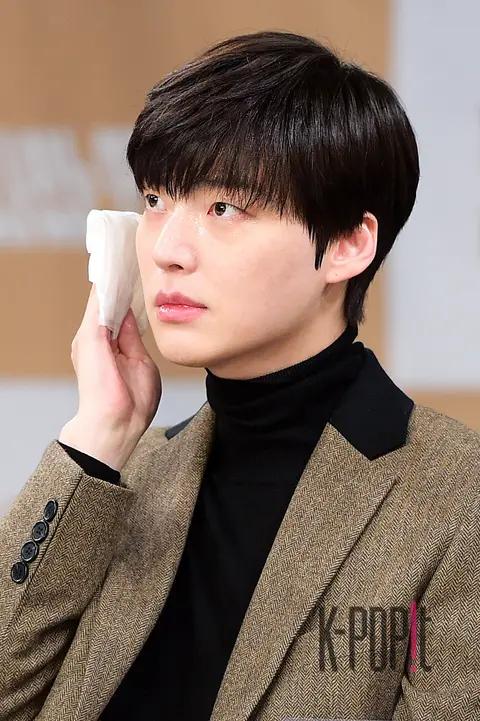 Ahn Jae-hyun — Humans with Flaws Production Briefing