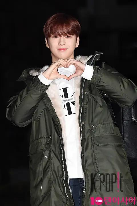 Kang Daniel 2 — Music Bank Arrival